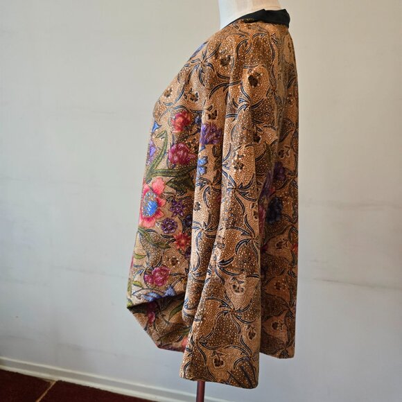 Reversible Kimono Jacket with Coin Buttons & Pockets - Picture 6 of 11